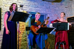 DUO TEDESCO  ...Gitarren treffen auf Sopranistin