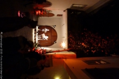 imgHof-von-WG-Mueller-mit-Musikerinnen